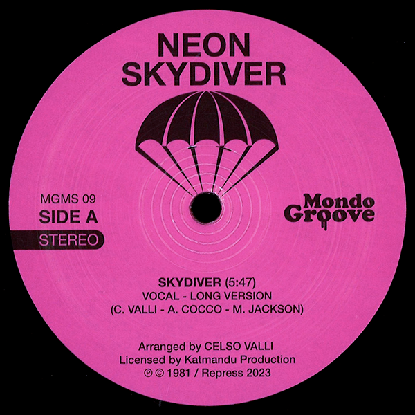Neon, Skydiver